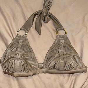 Women’s swimsuit top